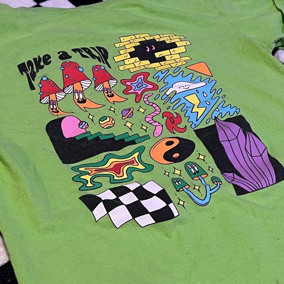 women’s medium t shirt mushroom have a nice trip shirt - Picture 2 of 4